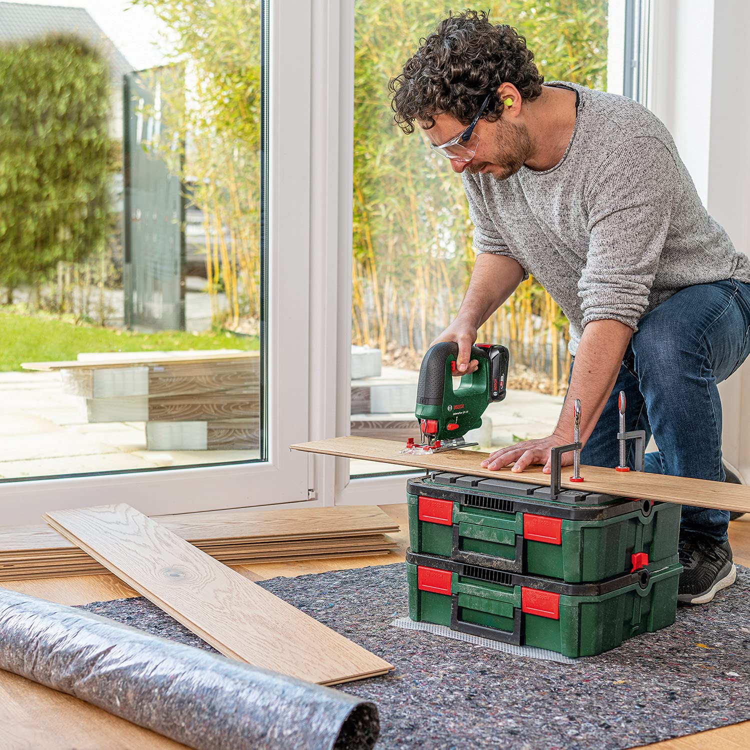 Bosch UniversalSaw 18V-100 seghetto senza batteria 15 lame