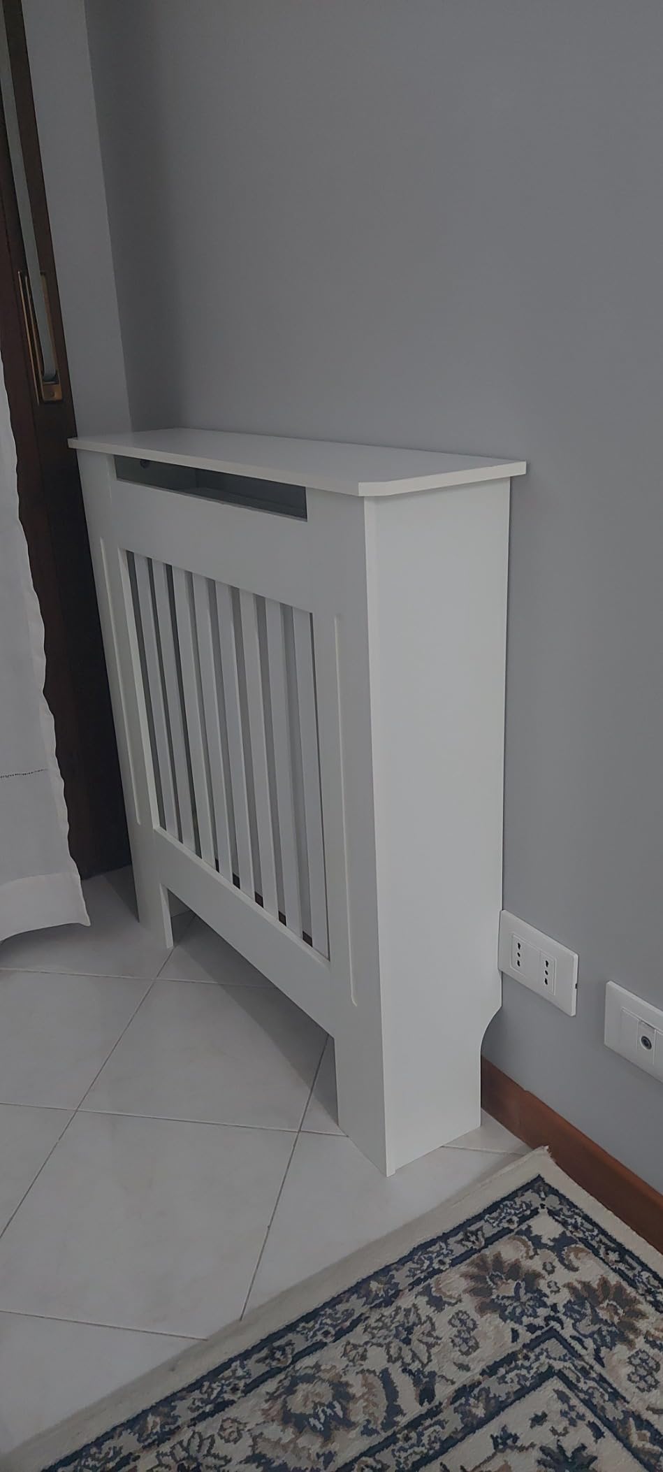 Wiltec Copritermosifone a Doghe MDF Bianco 112x19x82 cm