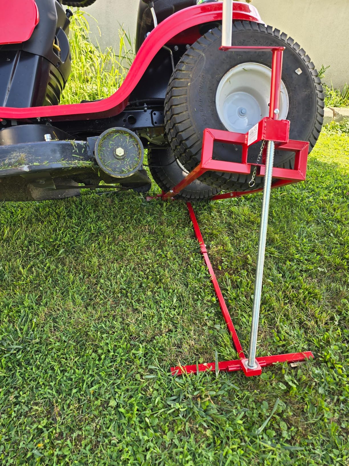 Wiltec Sollevatore trattorino rasaerba 250 kg 35°