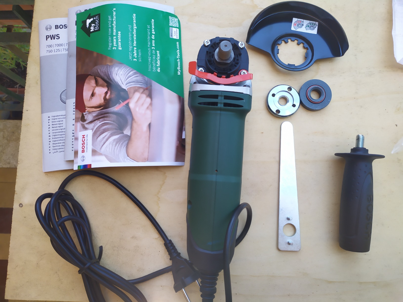 Bosch PWS 750-115 Smerigliatrice 750W Disco 115mm