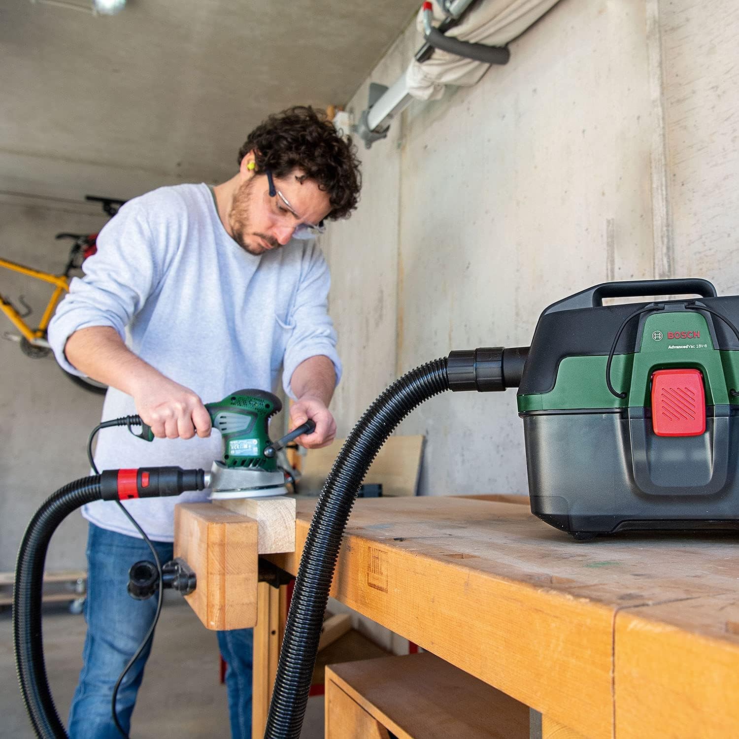 Bosch AdvancedVac 18V-8 aspiratore 18V secco umido accessori