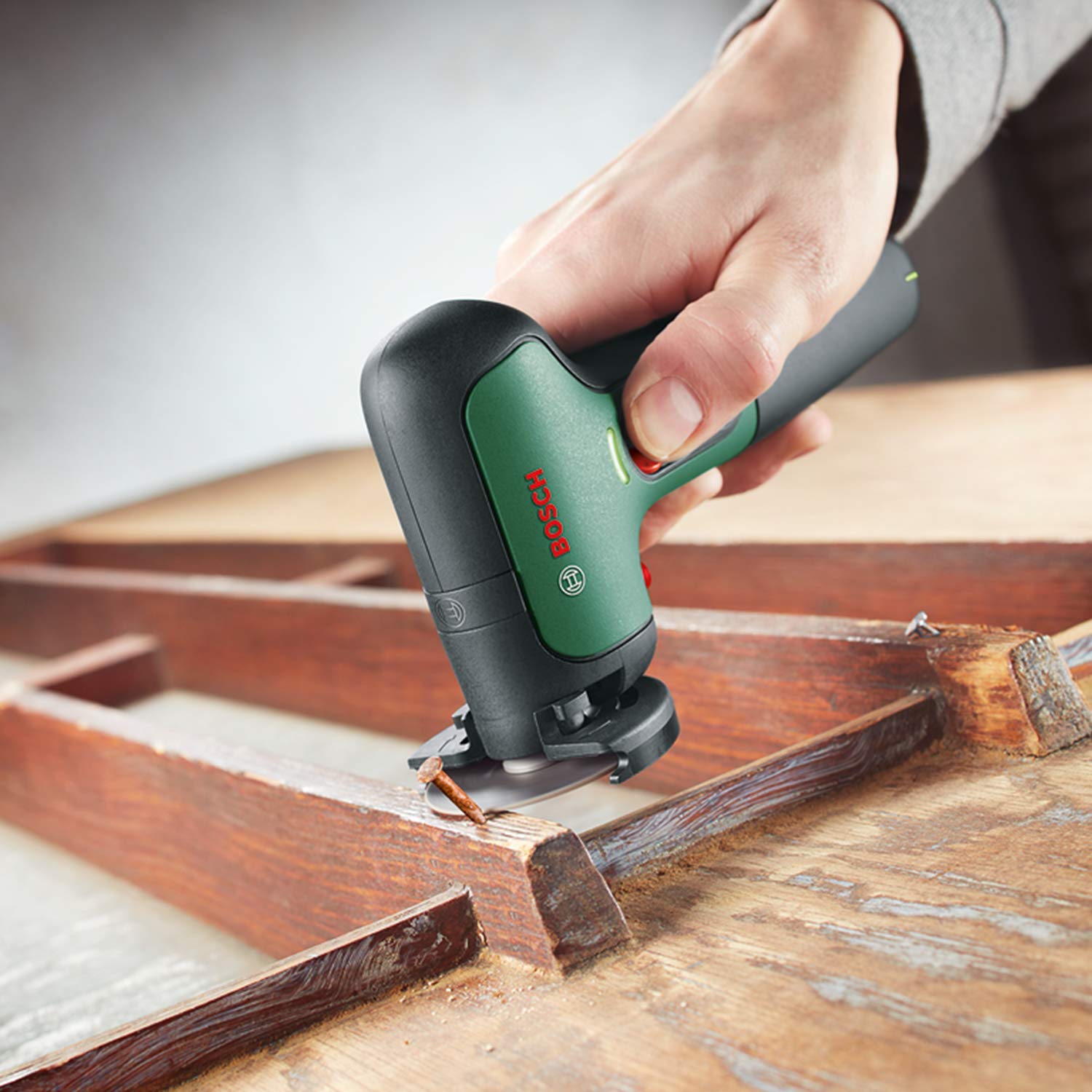Bosch EasyCut&Grind utensile batteria 7,2V 2,0Ah multidisco