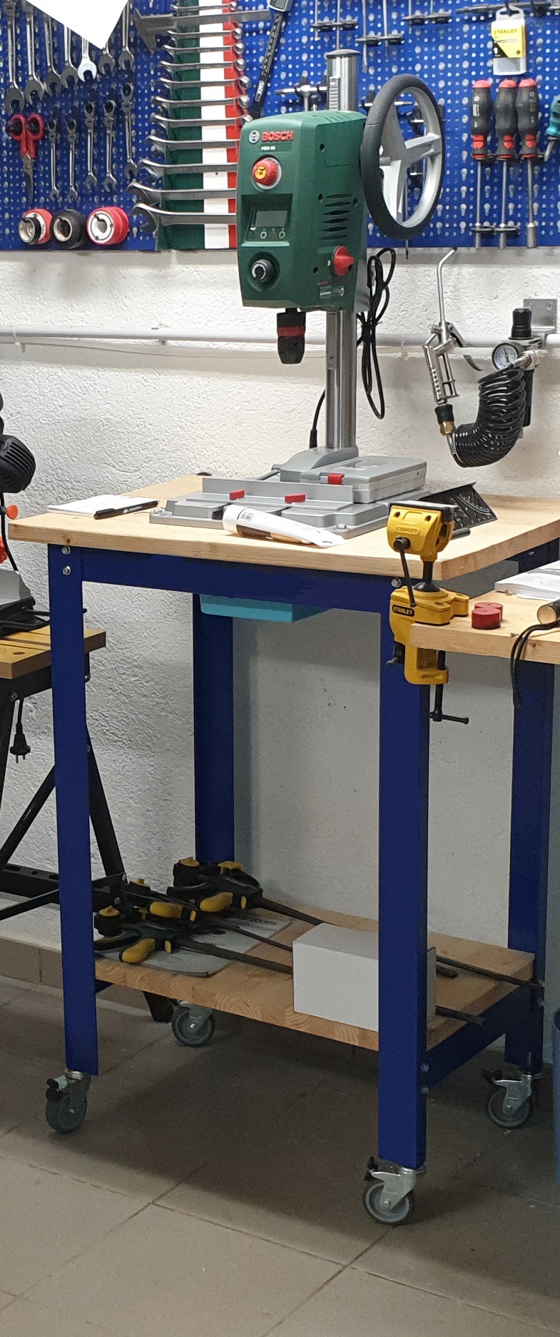 Bosch PBD 40 trapano a colonna 710 W con laser