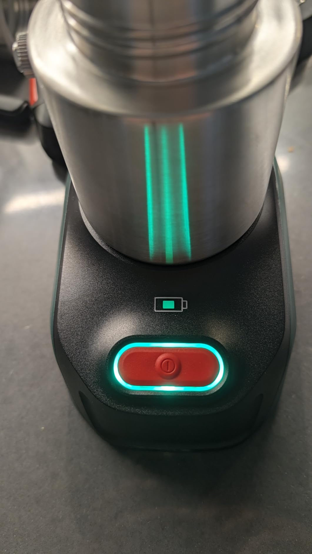Bosch EasyMoka 18V-2 caffettiera a batteria Inox unità base