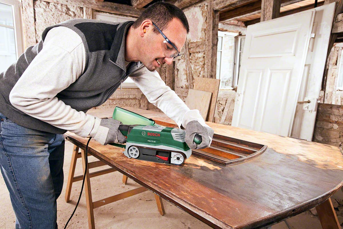 Bosch PBS 75 AE Levigatrice a Nastro 750W in Valigetta