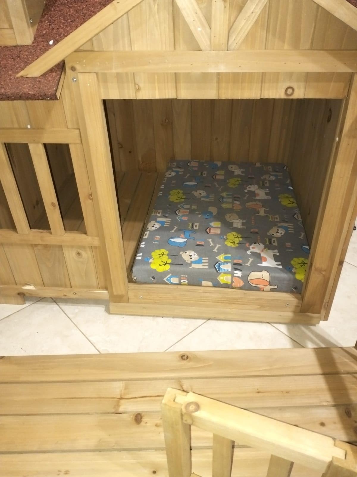Wiltec Cuccia Cani XL in Legno Marrone con Terrazza