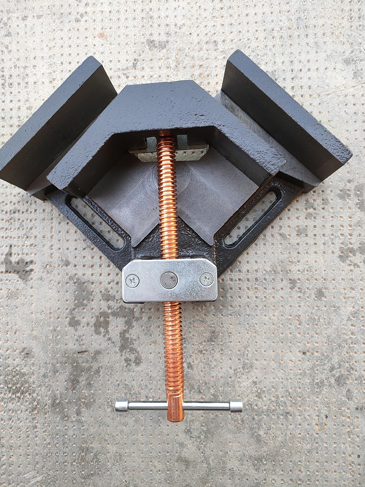 Wiltec morsa angolare 90° ghisa 75 mm saldatura