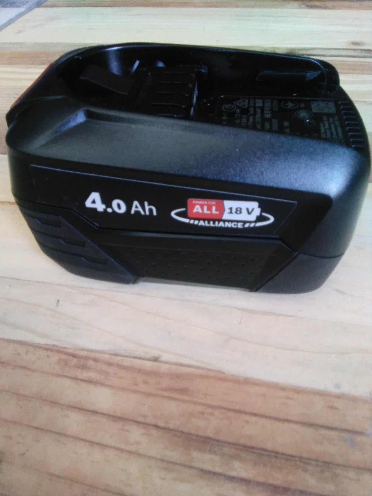 Bosch Starter Set 18V batteria 4,0Ah caricabatteria