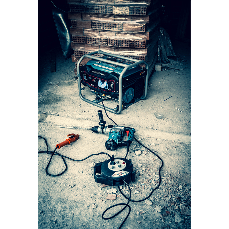 Bormann Pro BGB3000 generatore benzina 2500W AVR Euro 5