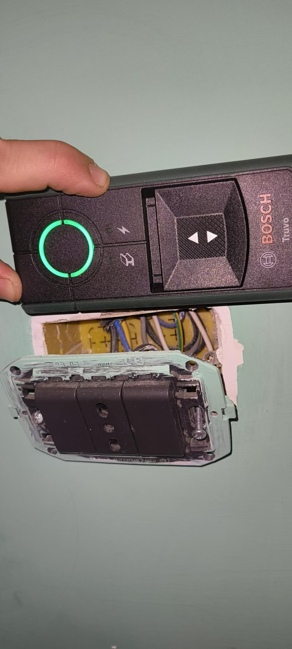 Bosch Truvo II rilevatore cavi e metalli fino a 70mm