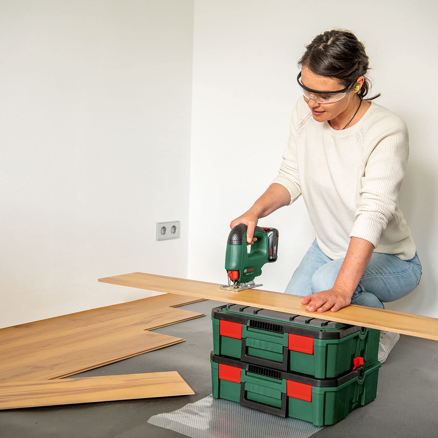 Bosch EasySaw 18V-70 Seghetto Alternativo 2,0 Ah