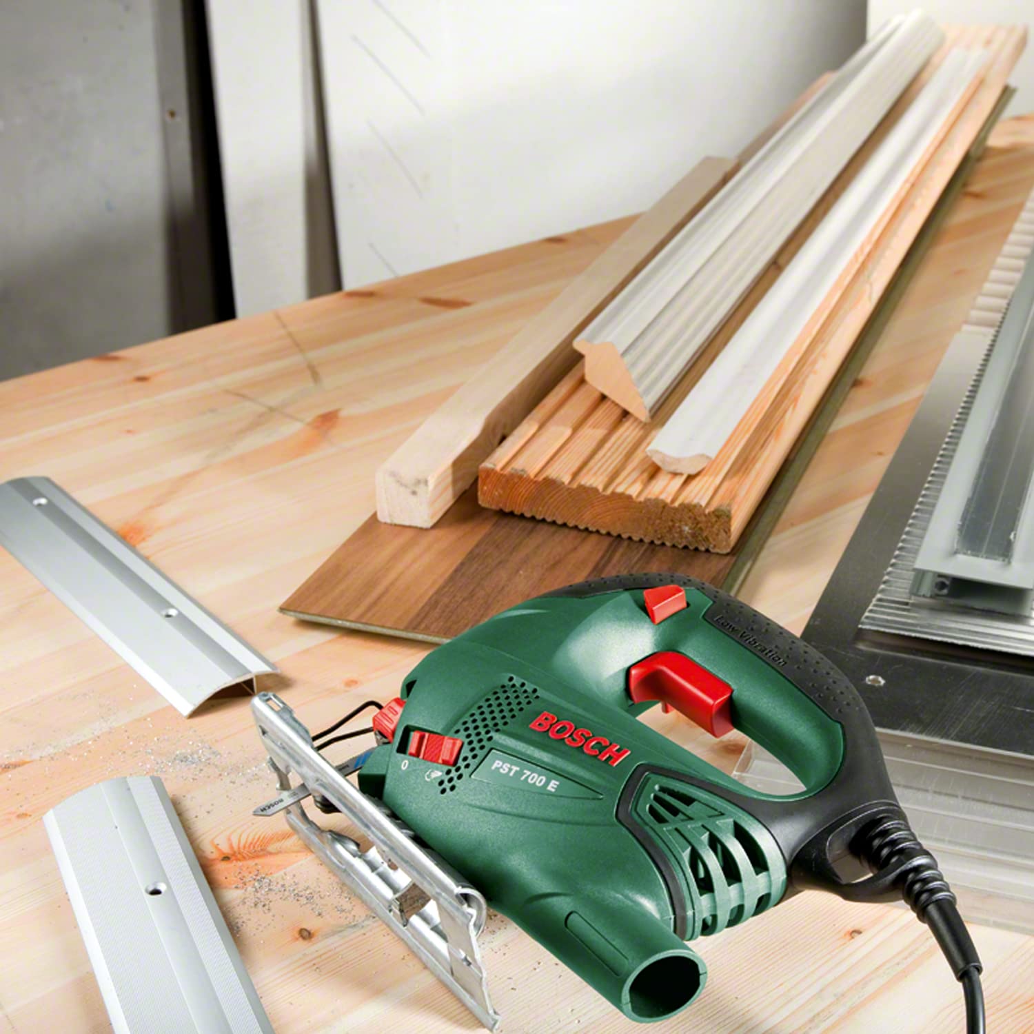 Bosch PST 700 E Seghetto Alternativo 500W 70mm