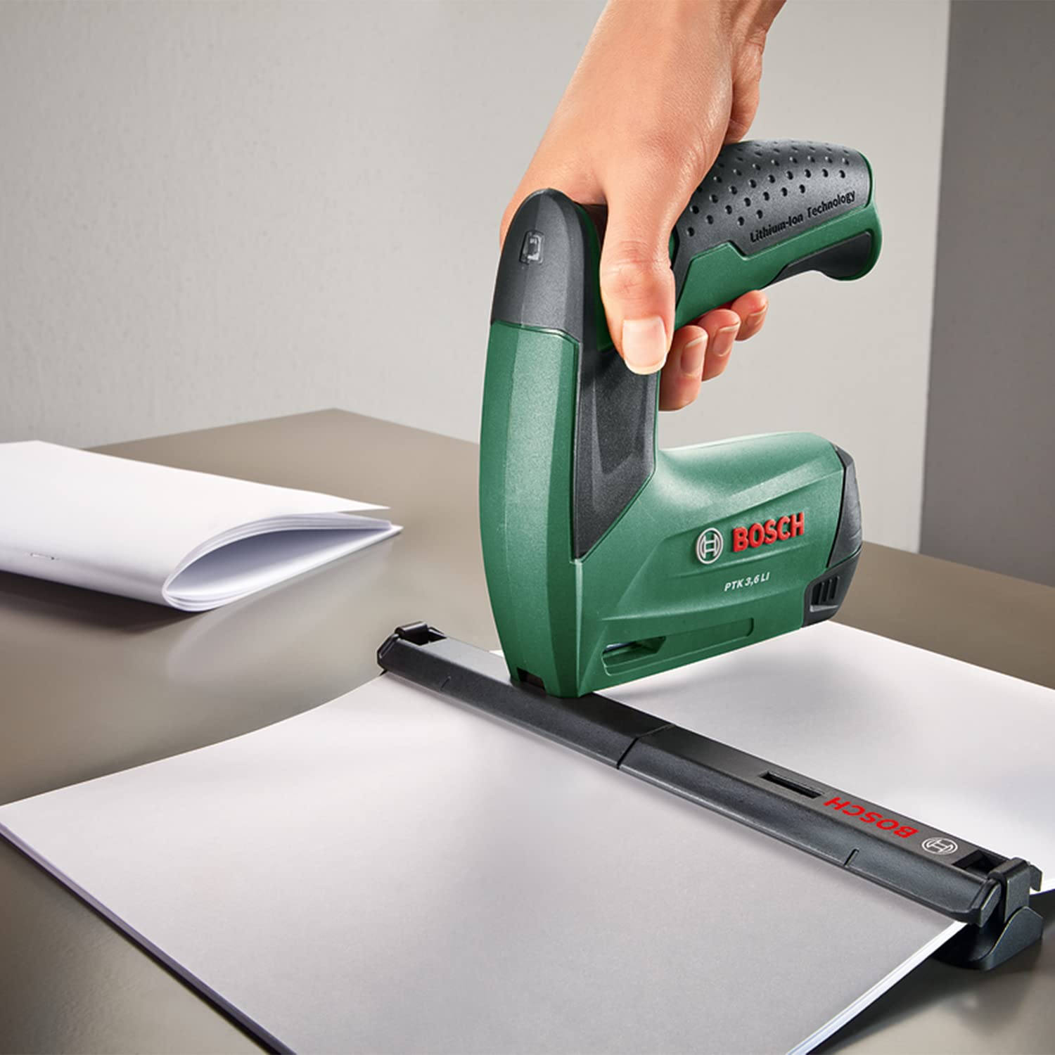 Bosch PTK 3.6 LI Graffatrice a Batteria con Set Ufficio