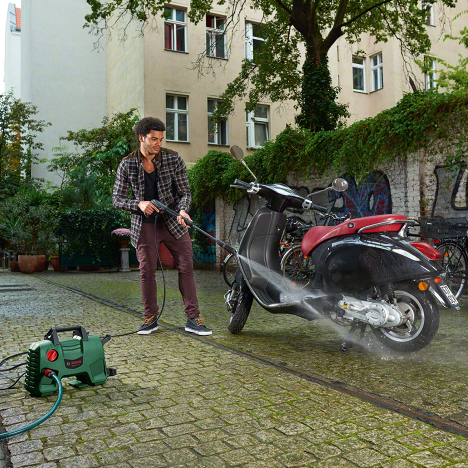 Bosch EasyAquatak 110 idropulitrice 110 bar 1300W verde