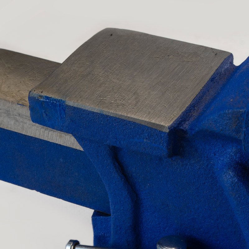 Bormann Pro morsa da banco ghisa 6" base girevole
