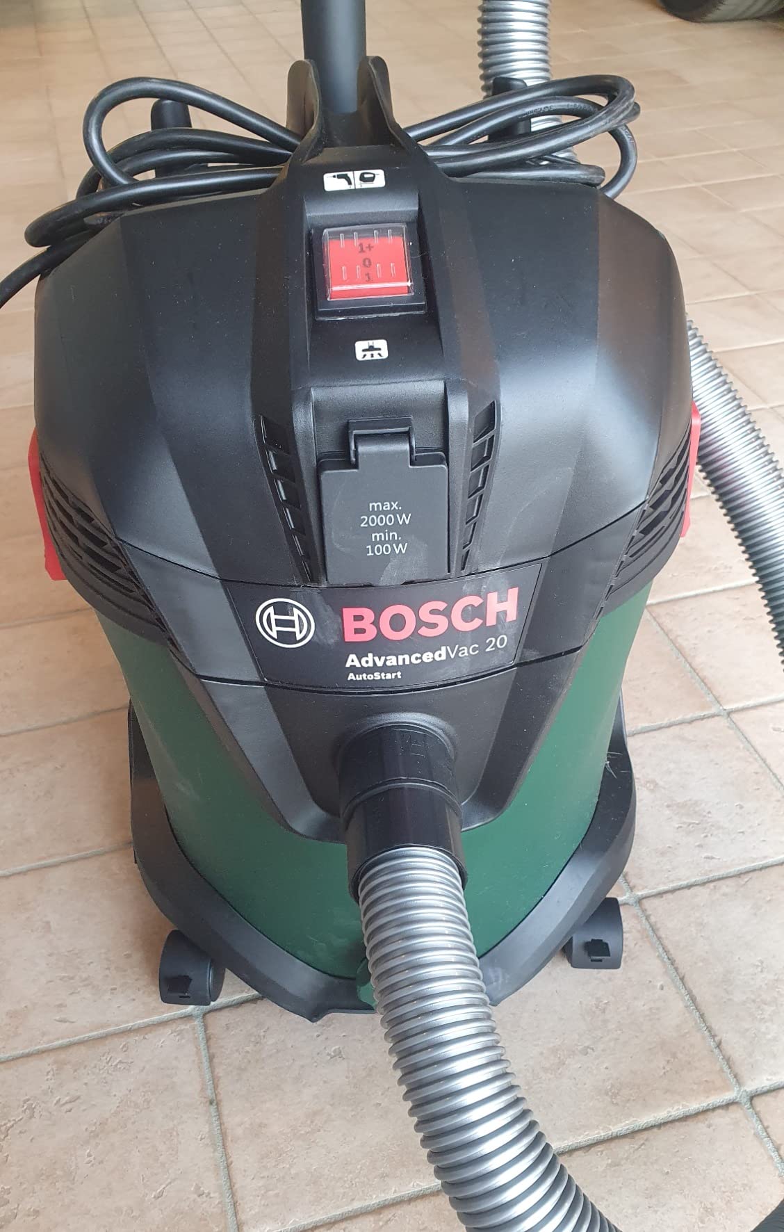 Bosch AdvancedVac 20 aspiratore 20L Set Standard 1200W