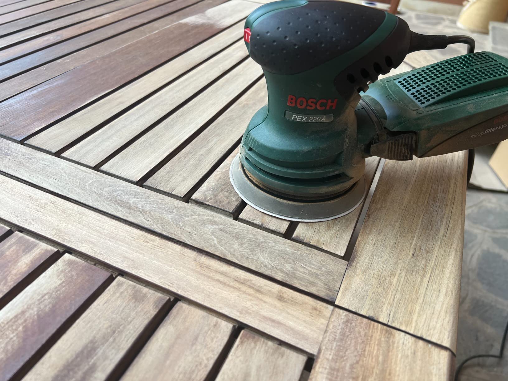 Bosch Levigatrice Eccentrica 220W con Aspirazione 125mm