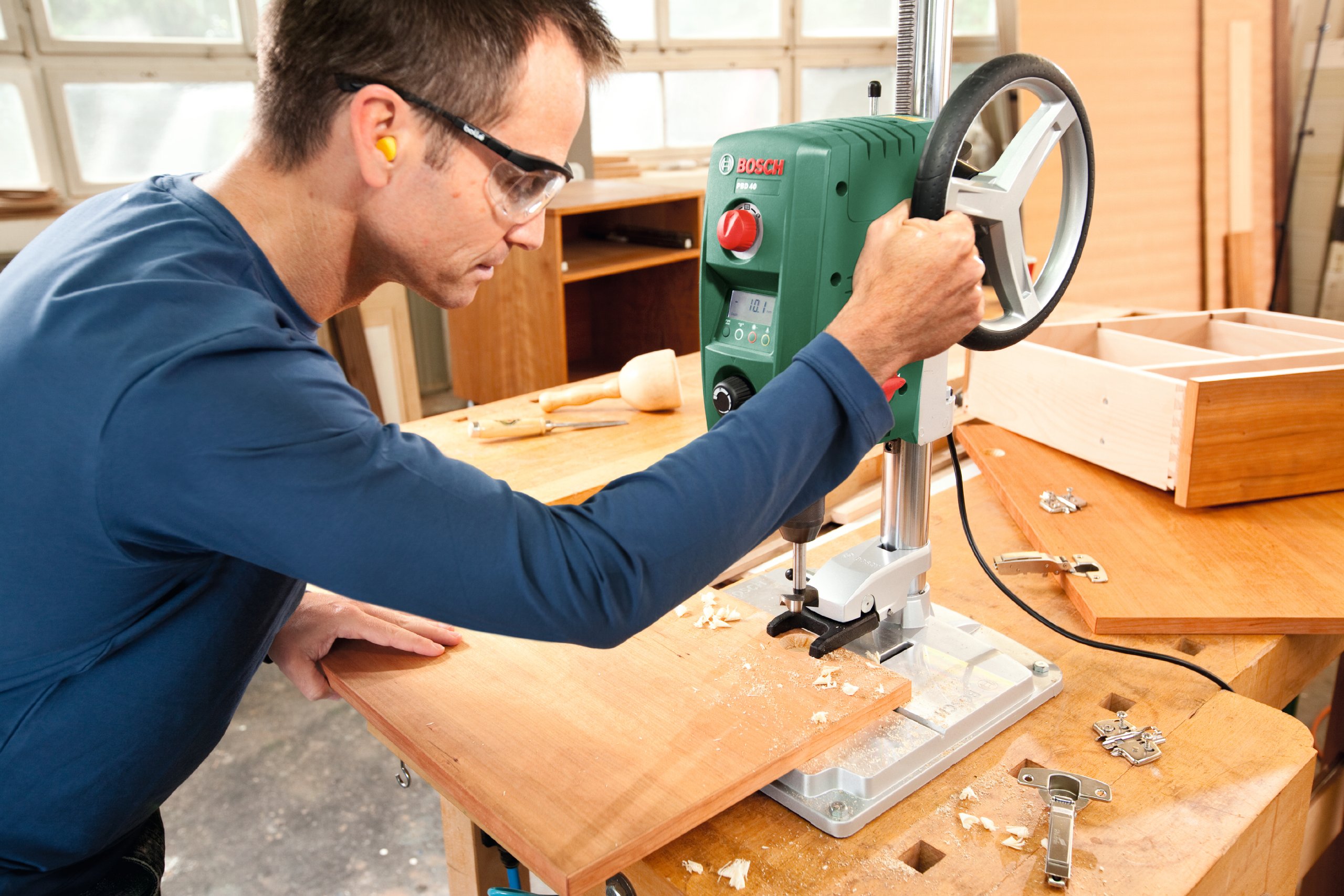 Bosch PBD 40 trapano da banco 710W laser LED
