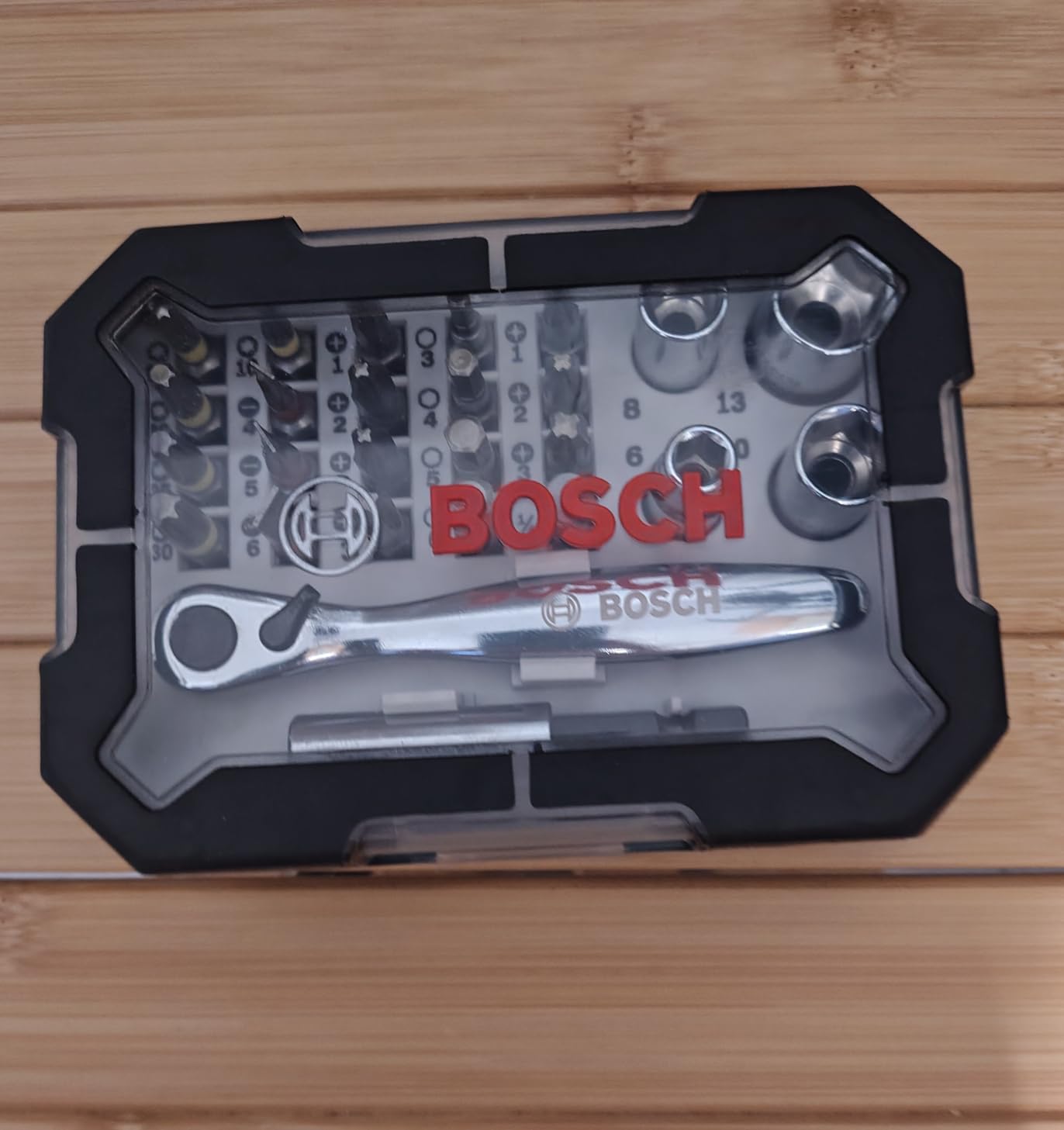 Bosch Set 26 Bit Avvitamento con Cricchetto e Bussole