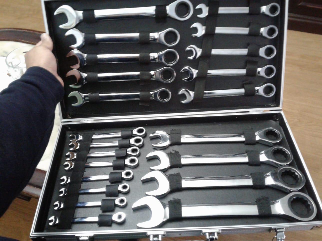 Wiltec Set 22 Chiavi Combinate a Cricchetto 6-32 mm in Valigetta