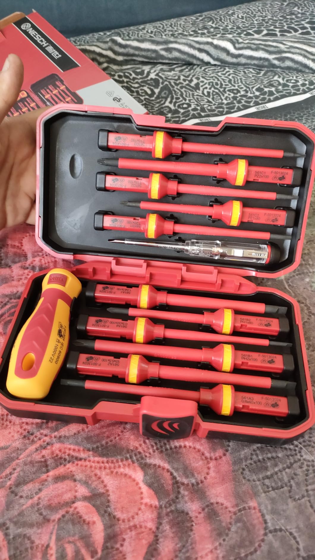 Weytoll set cacciaviti isolati 1000V 13 pezzi magnetici