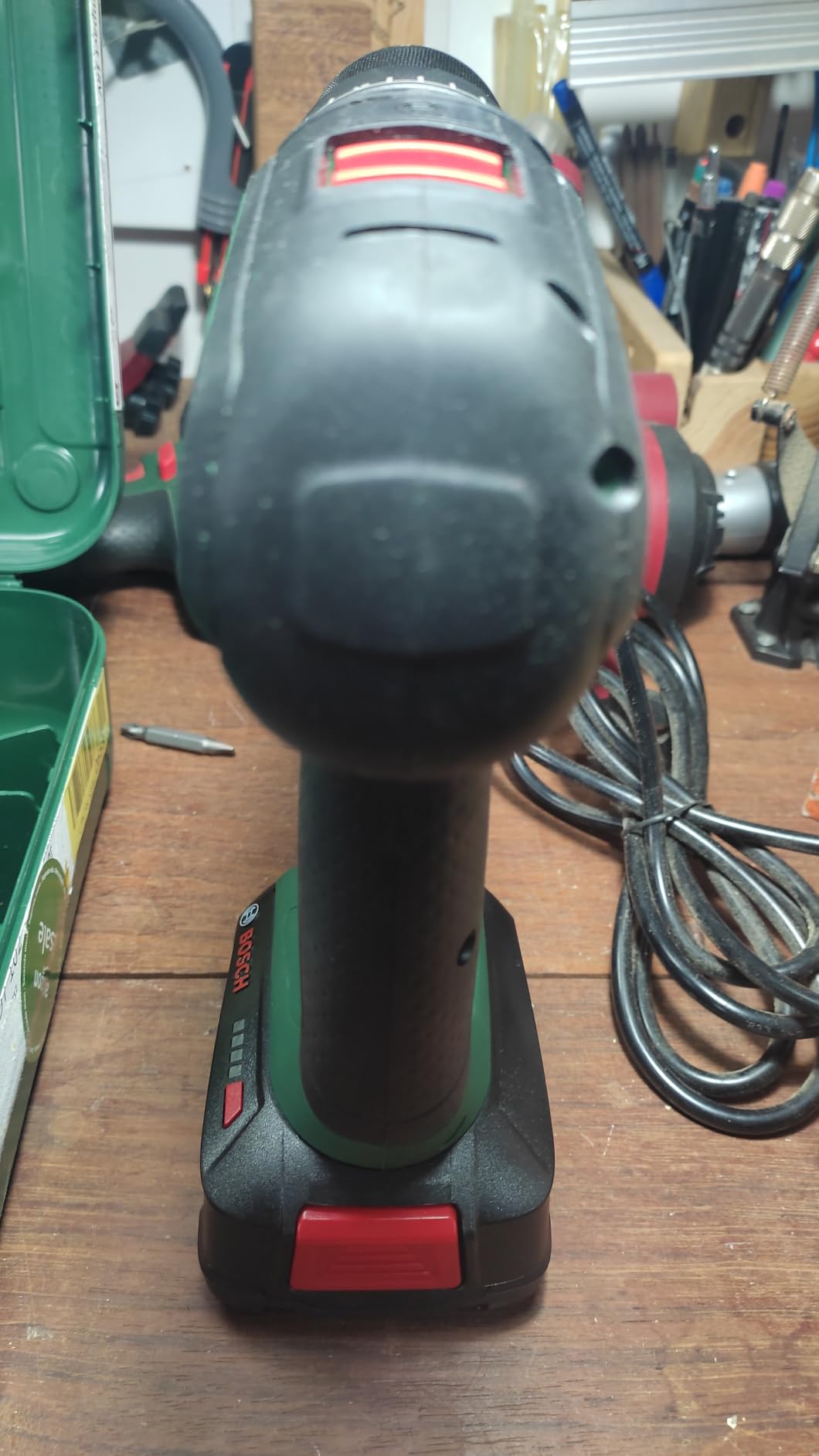 Bosch UniversalImpactDrive 18V-210 Avvitatore Senza Batteria