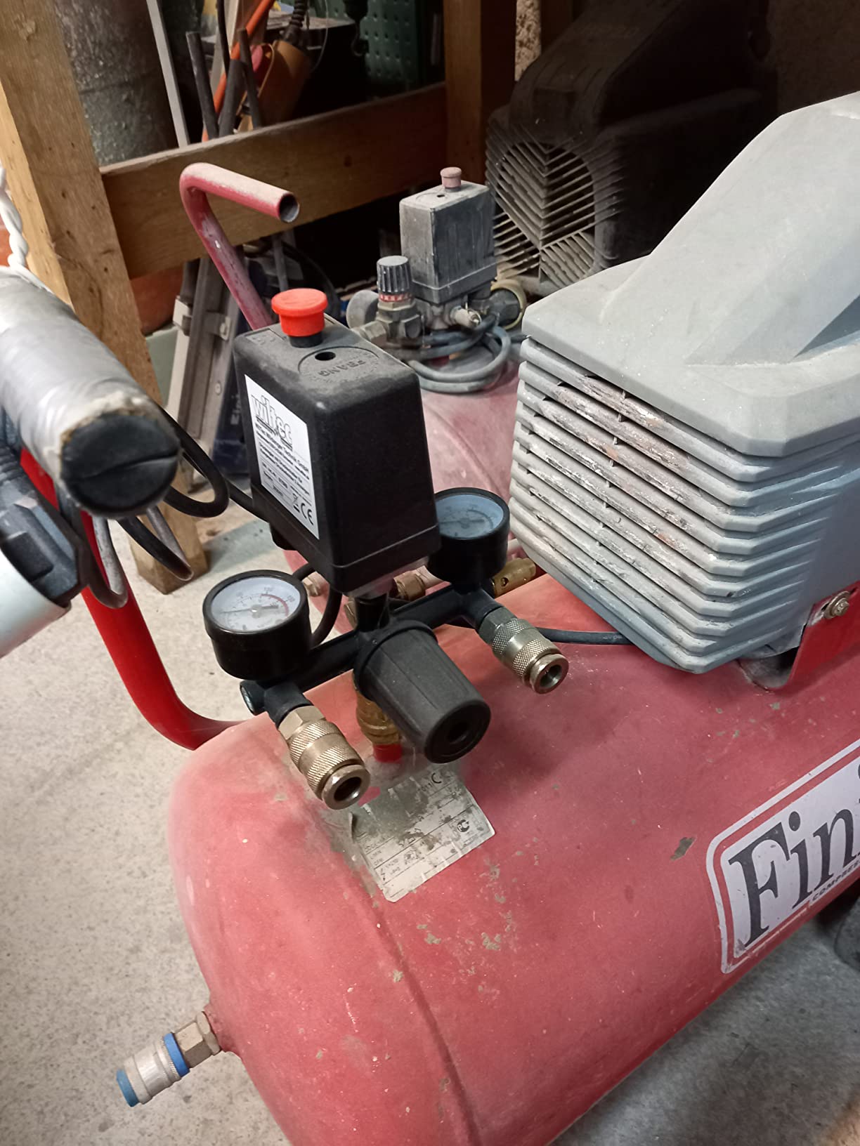 Wiltec regolatore pressione pressostato compressore 8 bar 2 manometri