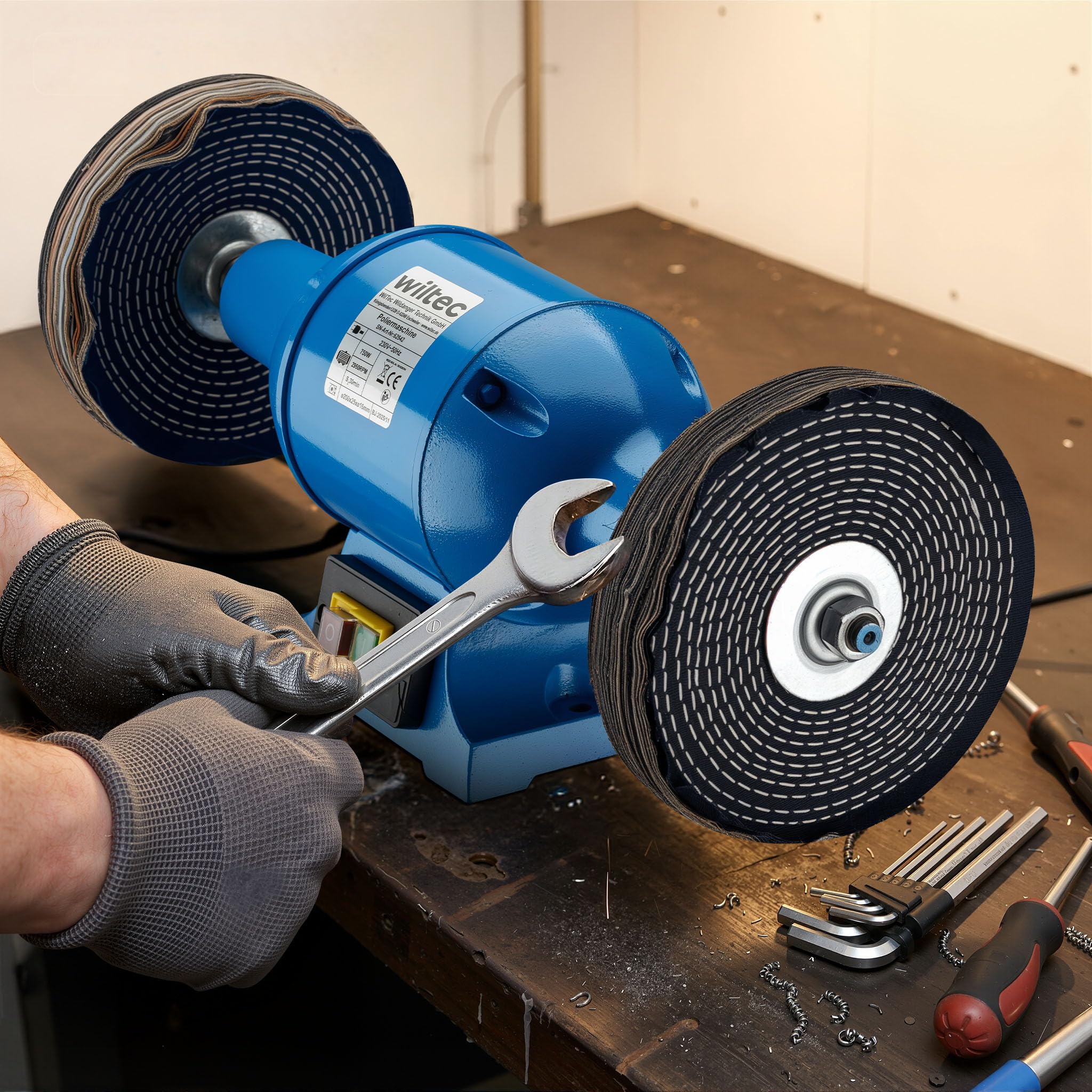 Wiltec Lucidatrice 750W doppia dischi 200 mm banco