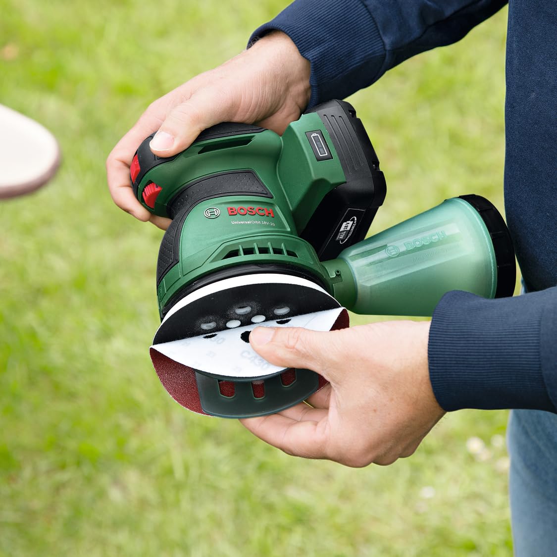 Bosch UniversalOrbit 18V-20 levigatrice 125 mm senza batteria
