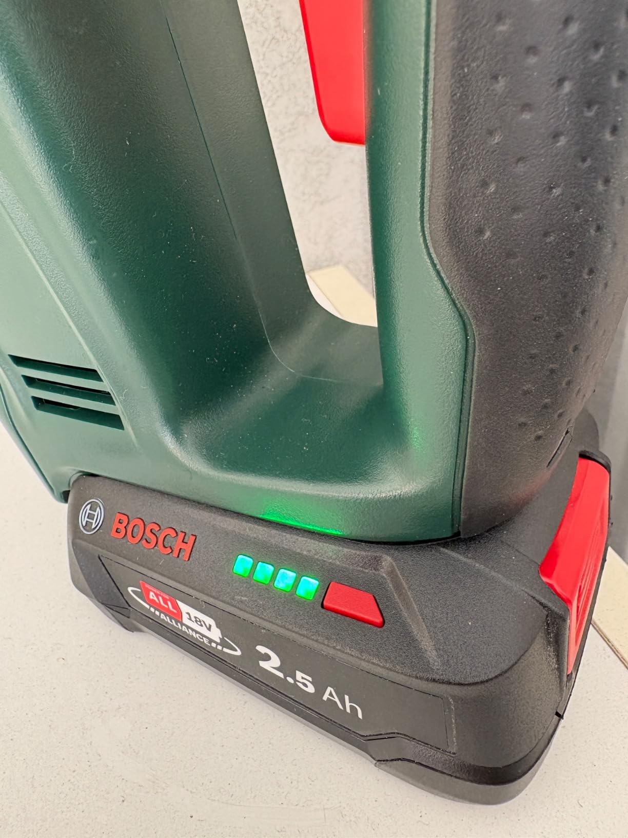 Bosch UniversalPump 18V Compressore Batteria Solo Corpo 10,3 bar