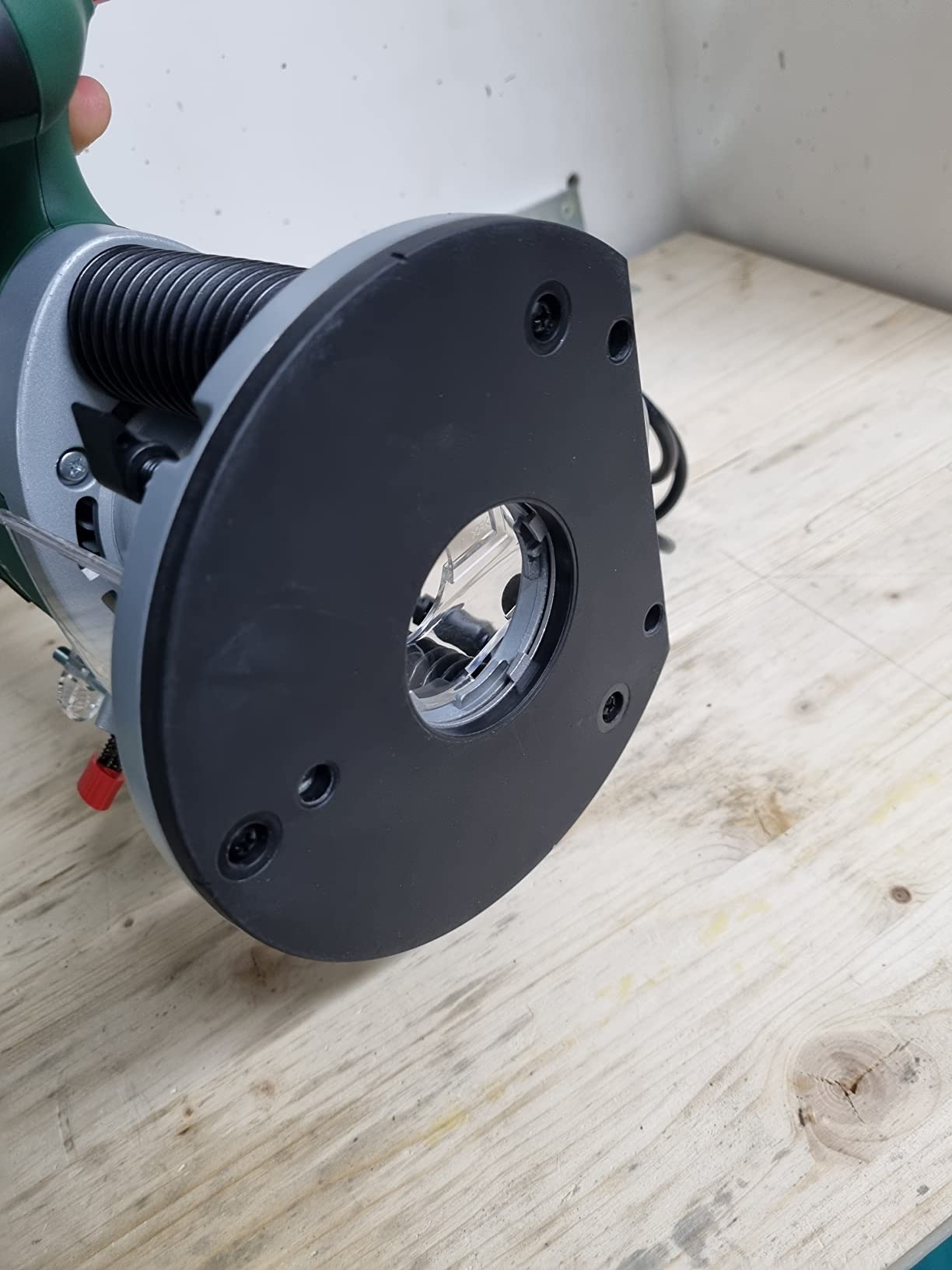 Bosch POF 1400 ACE fresatrice verticale 1400 W con valigetta