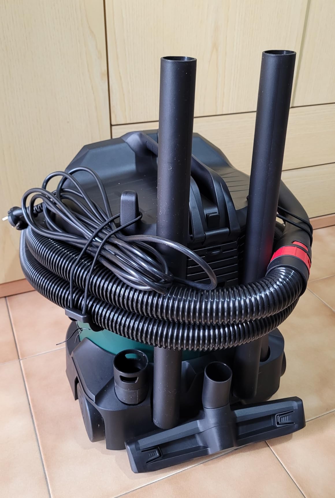 Bosch UniversalVac 15 Aspiratore 1000W 15 L