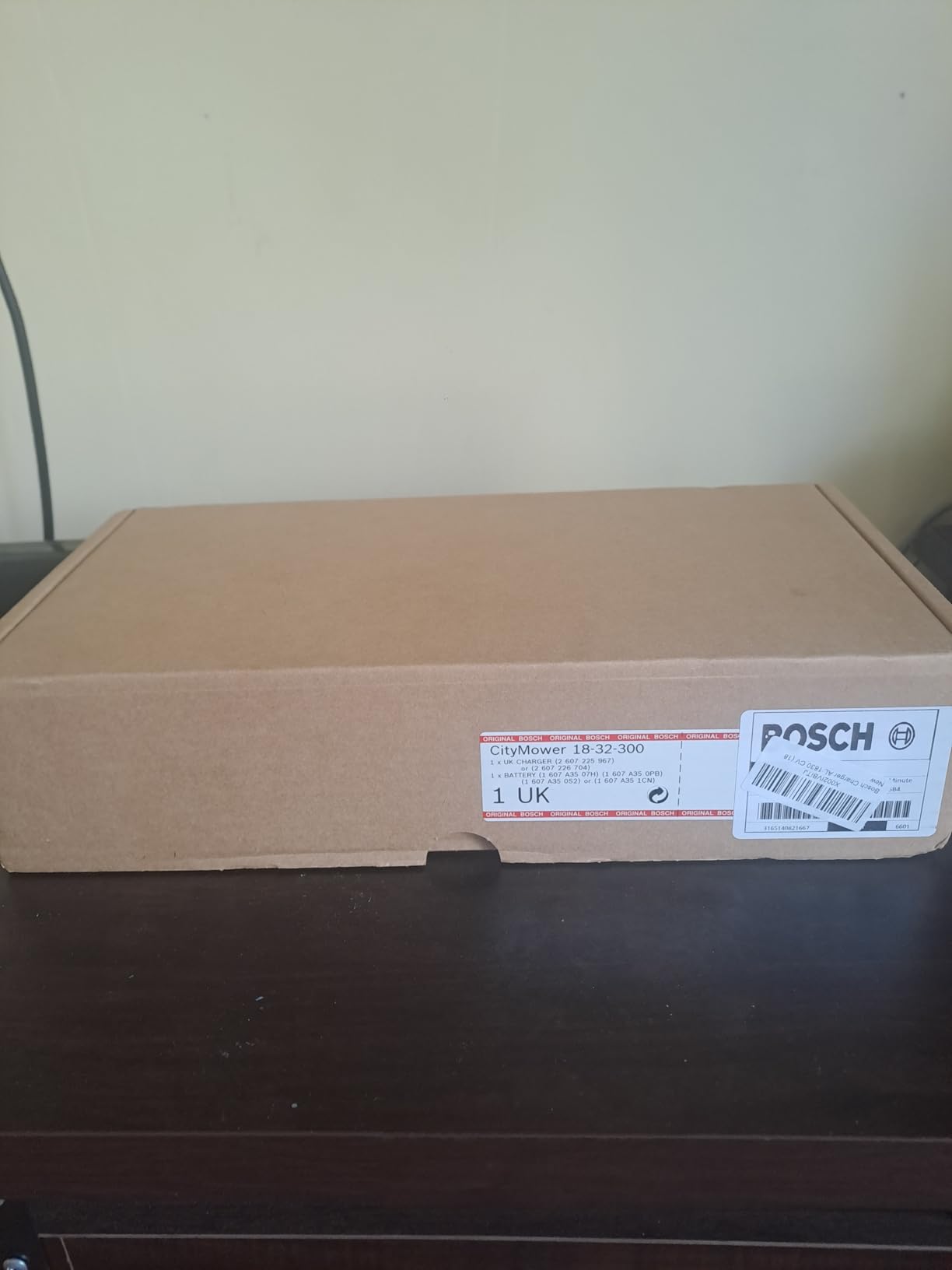 Bosch IXO Set cacciavite a batteria 3,6V 10 bit con teste