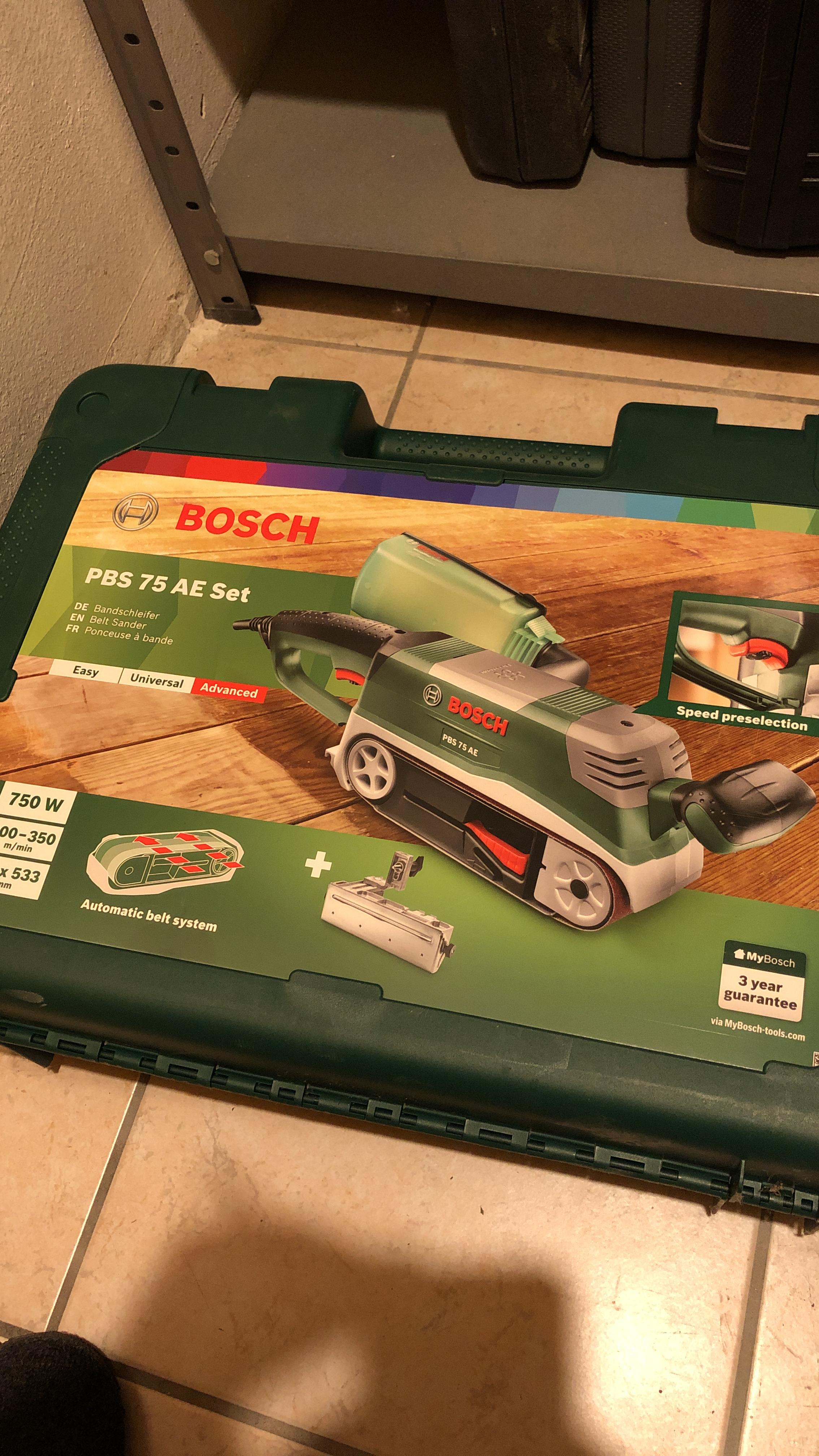 Bosch PBS 75 AE Levigatrice a Nastro 750W in Valigetta