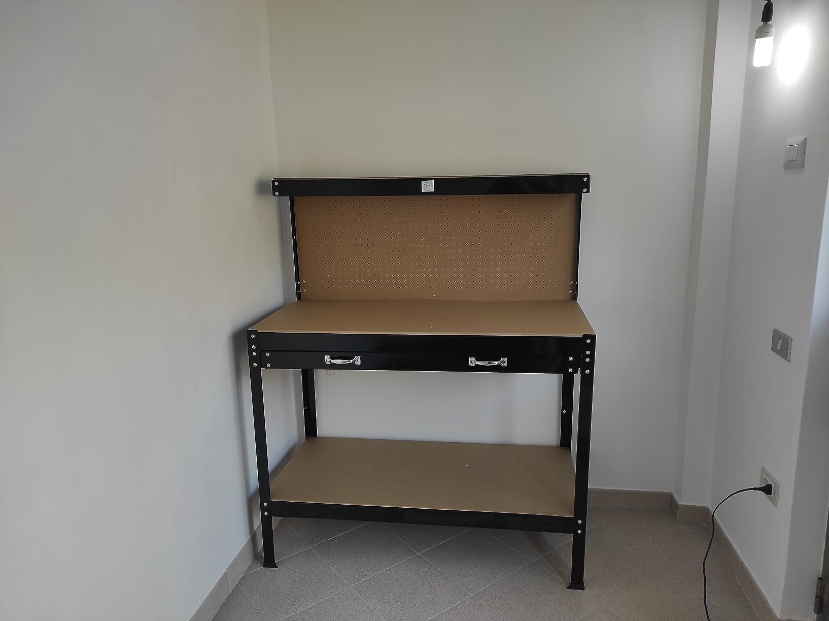 Wiltec Banco da Lavoro 1200x550x1500mm con Pannello e Cassetto