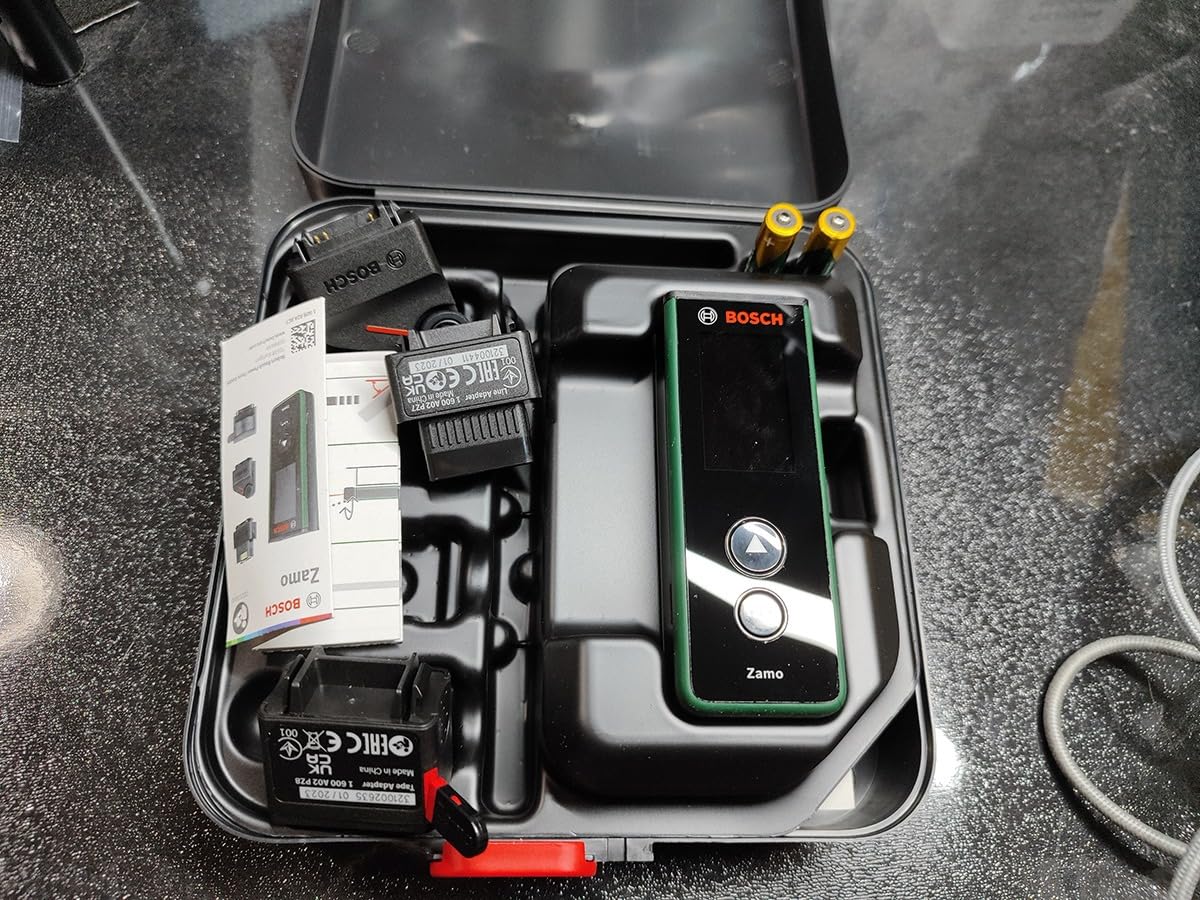 Bosch Zamo misuratore laser 25 m con 3 adattatori