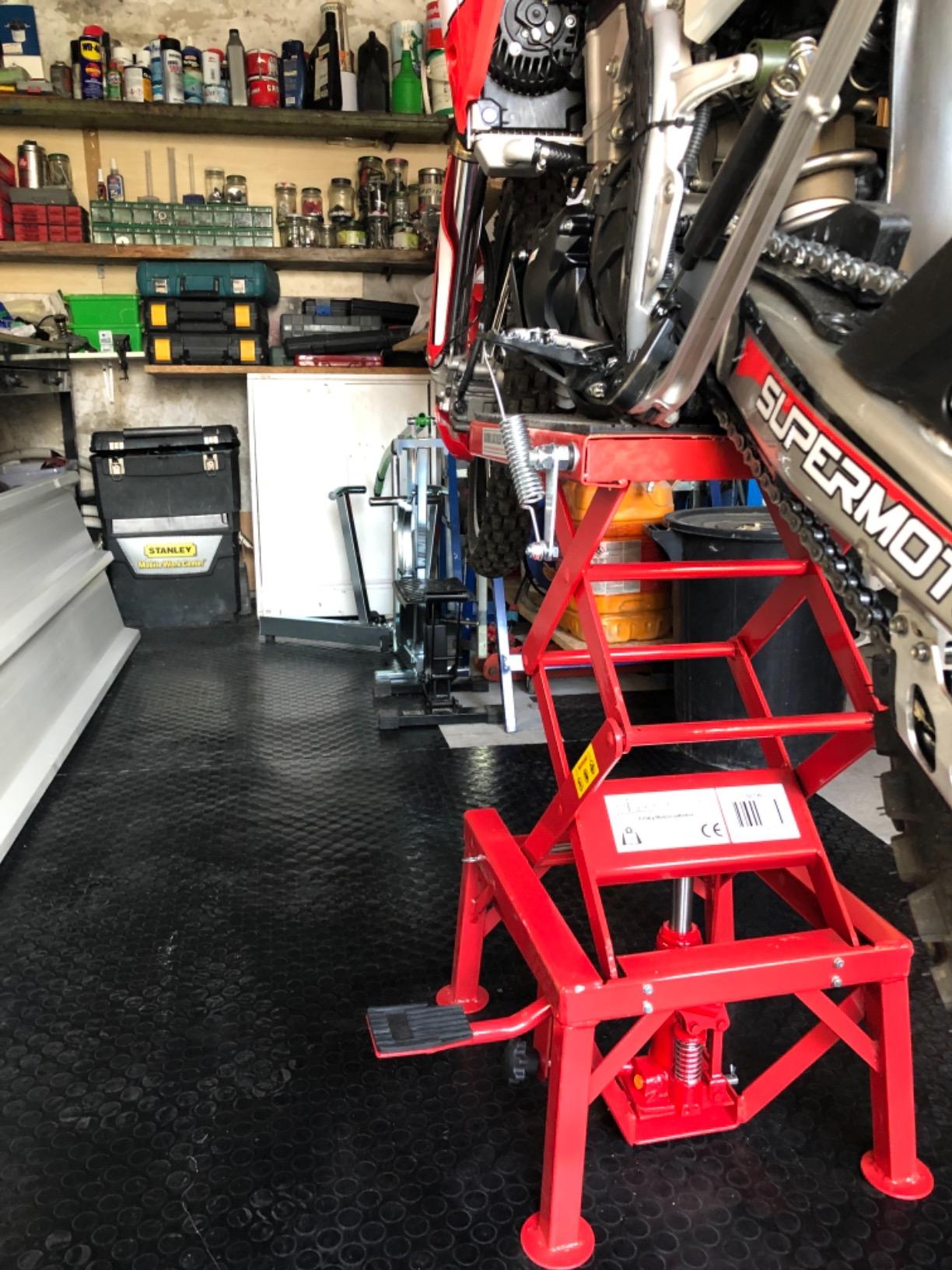 Wiltec Alzamoto Idraulico 135 kg 15-48 cm Pedana Moto