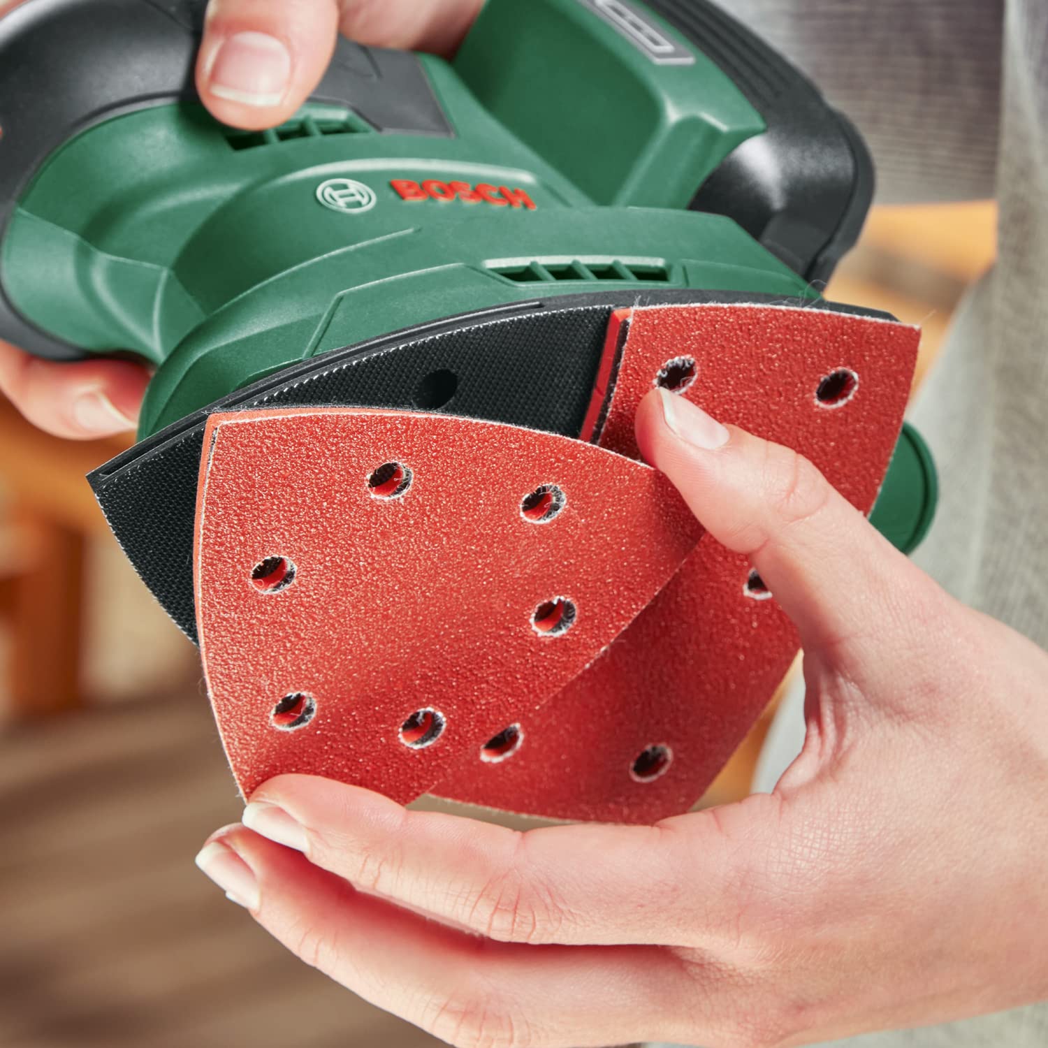 Bosch EasySander 18V-8 levigatrice Premium Set 23 fogli