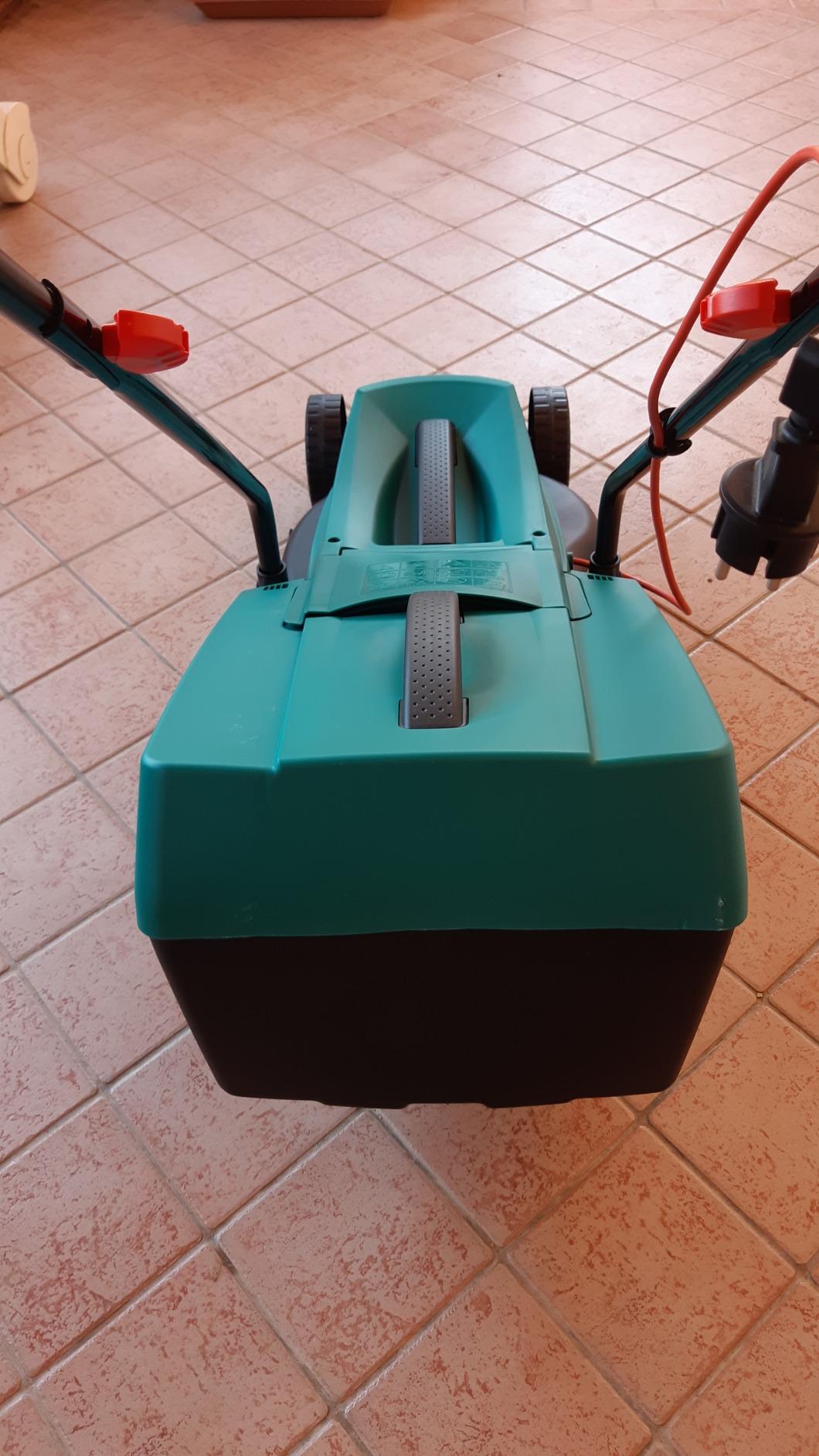 Bosch ARM 32 Tagliaerba Elettrico 1200W Taglio 32 cm