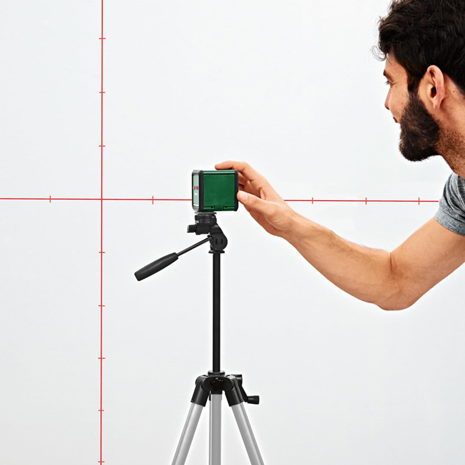 Bosch Quigo Plus Livella Laser Croce 7m con Treppiede
