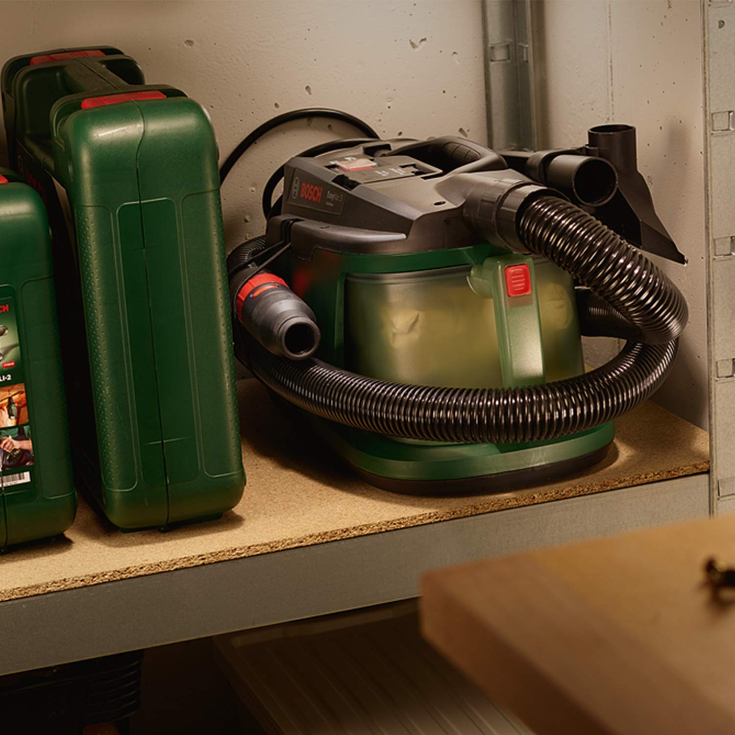 Bosch EasyVac 3 Aspiratore 700W Compatto Verde