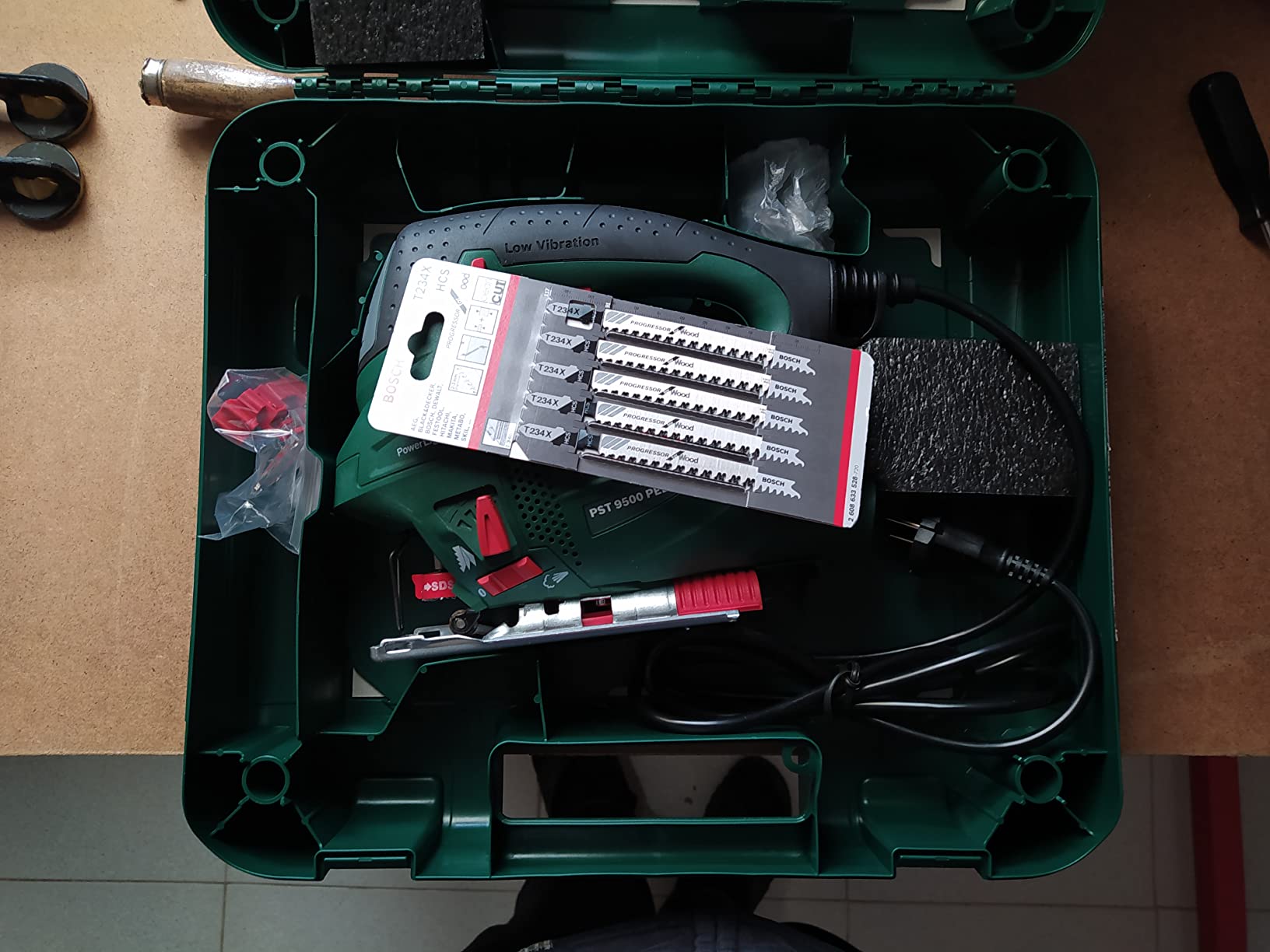 Bosch PST 9500 Seghetto Alternativo 620 W 90 mm