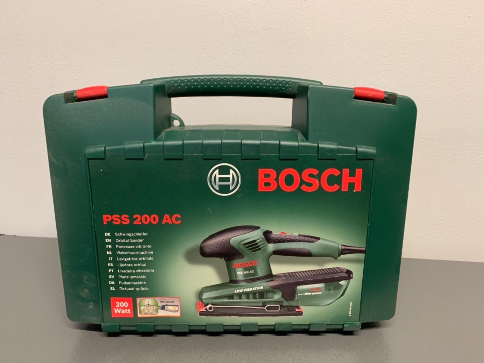 Bosch PSS 200 AC Levigatrice Orbitale 200 W 92x182 mm con Valigetta