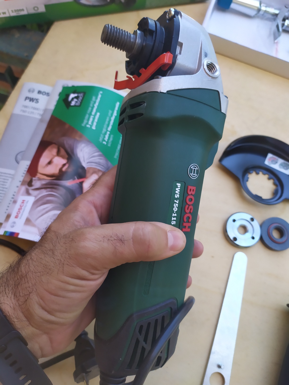 Bosch PWS 750-115 Smerigliatrice 750W Disco 115mm
