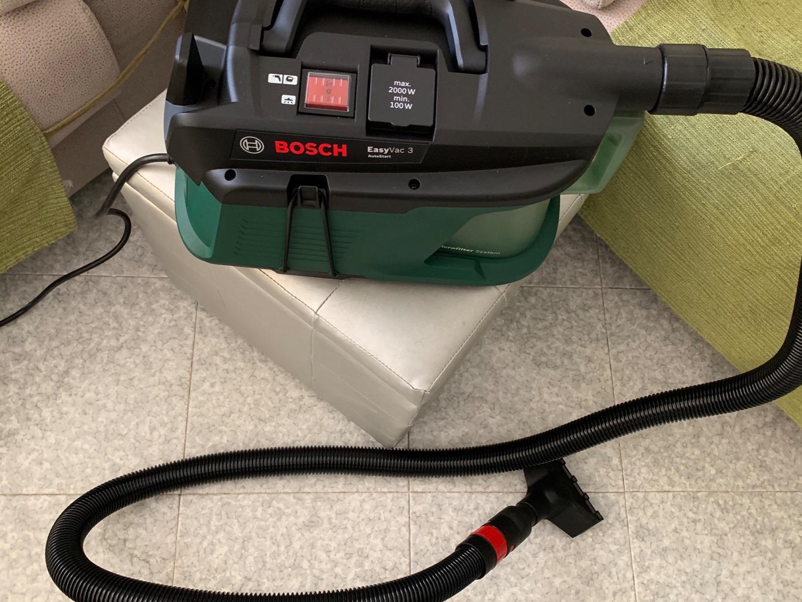 Bosch EasyVac 3 Aspiratore 700W Compatto Verde
