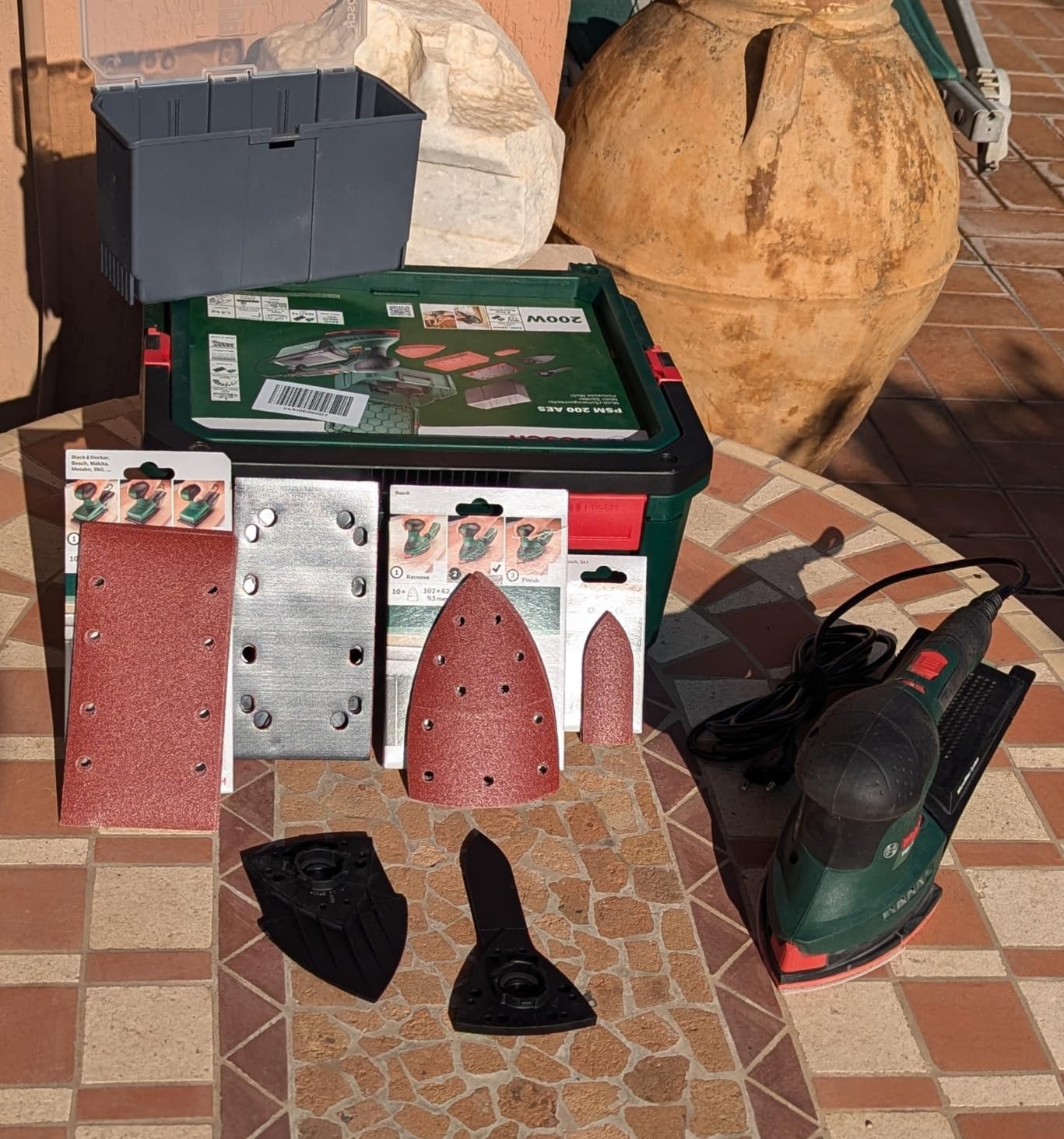 Bosch PSM 200 AES levigatrice palmare 200W SystemBox M accessori