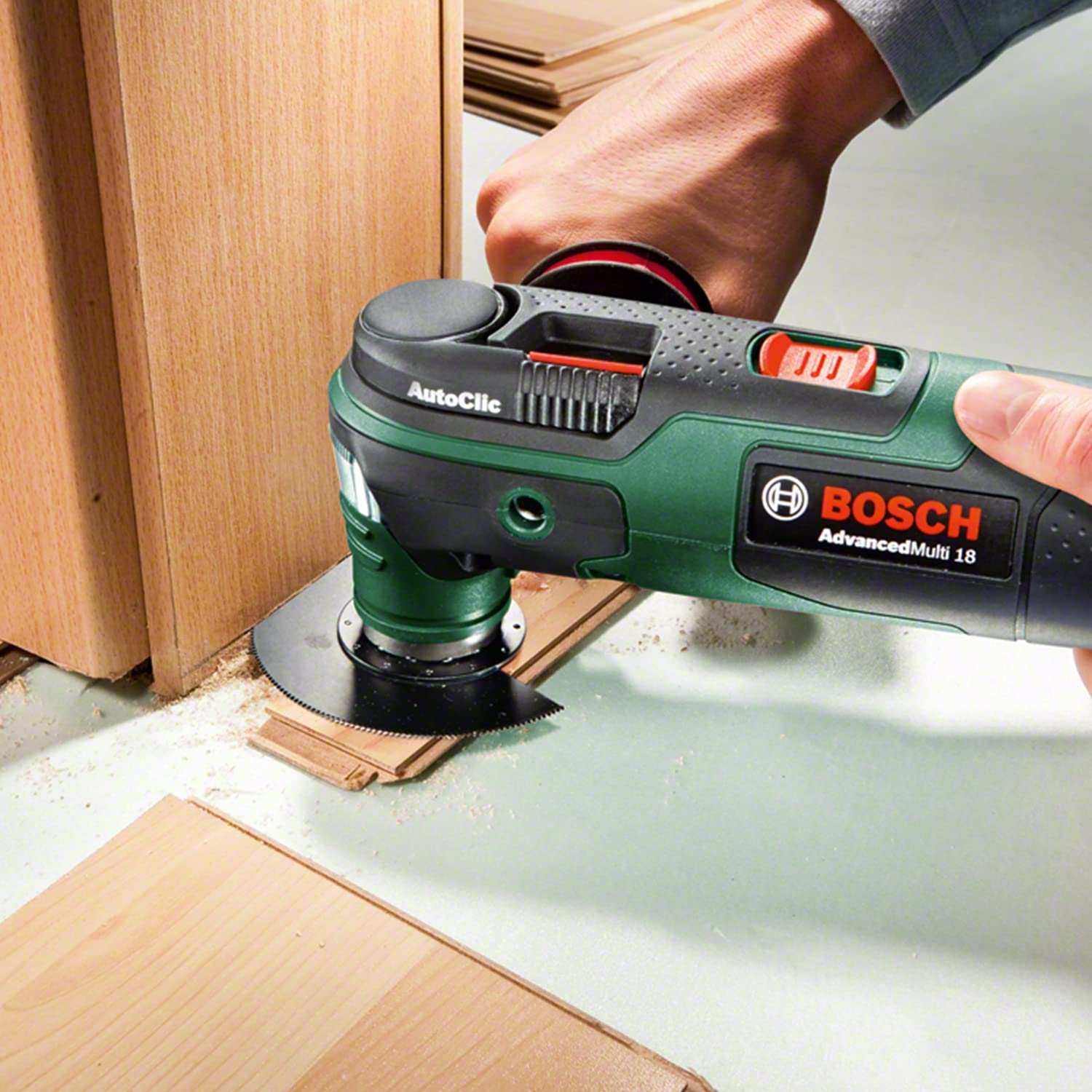 Bosch AdvancedMulti 18 multiutensile 18V senza batteria SystemBox
