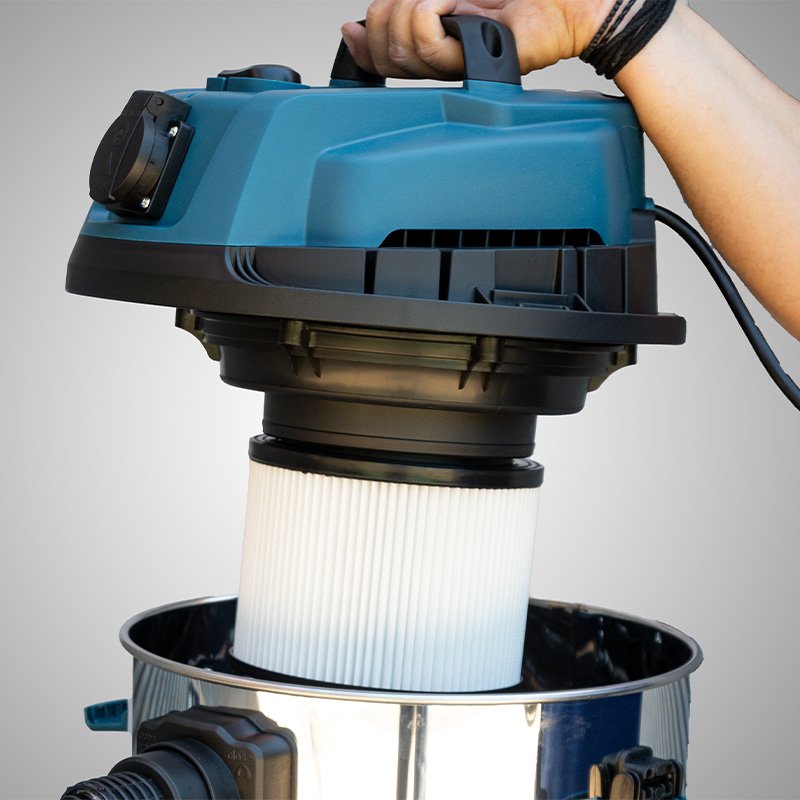 Bormann Pro Aspiratore Solidi e Liquidi 1400W 220V