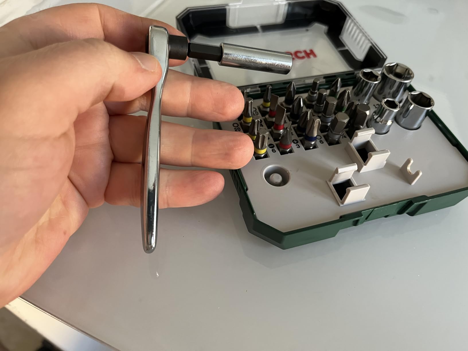 Bosch Set 26 Bit Avvitamento con Cricchetto e Bussole