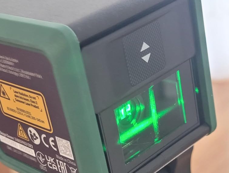 Bosch Quigo Green Livella Laser a Croce con Treppiede